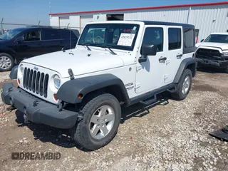 2013 Jeep Wrangler Unlimited Sport z VIN 1C4BJWDG3DL513912, wystawiony jako IAAI lot #42029232 z przebiegiem 66 245 mil mil oraz . Historia ofert i sprzedaży dostępna na DreamBid. Obrazek 17.