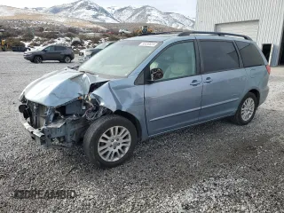 2009 Toyota Sienna XLE with VIN 5TDZK22C39S239265, listed as a Copart auction lot 85330824 with 0 mi miles and Salvage Title. Bid and sale history available at carsss.com. Image 1.