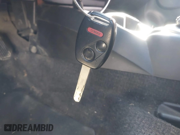 2007 Honda Fit Sport with VIN JHMGD37657S055233, listed as a IAAI auction lot 42194843 with 190,715 mi miles and . Bid and sale history available at DreamBid. Image 11.