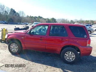 2006 Mercury Mariner Convenience with VIN 4M2YU56Z86KJ00414, listed as a IAAI auction lot 41251382 with 226,013 mi miles and . Bid and sale history available at DreamBid. Image 15.
