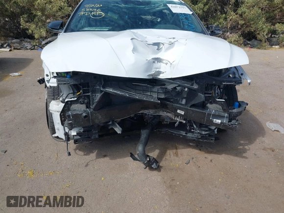 2025 Hyundai Elantra N Line z VIN KMHLR4DF5SU864350, wystawiony jako IAAI lot #42072593 z przebiegiem 7 092 mil mil oraz . Historia ofert i sprzedaży dostępna na DreamBid. Obrazek 6.