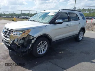 2016 Ford Explorer with VIN 1FM5K7BH9GGB39066, listed as a IAAI auction lot 41953309 with 193,779 mi miles. Bid and sale history available at carsss.com. Image 2.