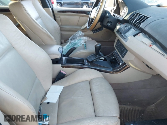 2001 BMW X5 4.4i with VIN WBAFB33511LH07282, listed as a IAAI auction lot 41766599 with 999,999 mi miles. Bid and sale history available at carsss.com. Image 5.