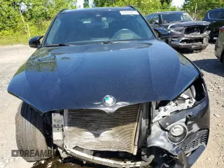 2018 BMW X5 M z VIN 5YMKT6C54J0Y83460, wystawiony jako Copart lot #57874275 z przebiegiem 58 656 mil mil oraz Szkody całkowita. Historia ofert i sprzedaży dostępna na DreamBid. Obrazek 5.