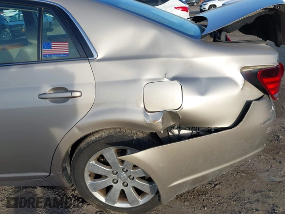2006 Toyota Avalon XL with VIN 4T1BK36B96U125010, listed as a IAAI auction lot 41446847 with 84,984 mi miles. Bid and sale history available at carsss.com. Image 16.