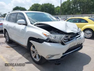 2011 Toyota Highlander Limited with VIN 5TDYK3EHXBS031799, listed as a IAAI auction lot 42401810 with 135,485 mi miles and . Bid and sale history available at DreamBid. Image 1.