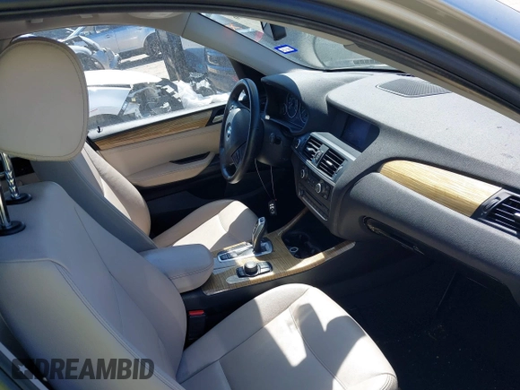 2013 BMW X3 xDrive28i with VIN 5UXWX9C53D0A31087, listed as a IAAI auction lot 41850886 with 142,156 mi miles. Bid and sale history available at carsss.com. Image 5.