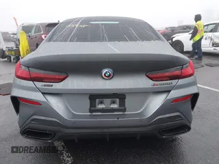 2020 BMW 8 Series M850i with VIN WBAGV8C05LCD67134, listed as a IAAI auction lot 41047470 with 1 mi miles. Bid and sale history available at carsss.com. Image 16.