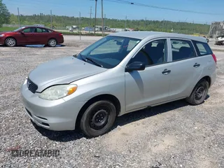 2004 Toyota Matrix Std with VIN 2T1KR32E04C292673, listed as a IAAI auction lot 42141653 with 299,999 mi miles. Bid and sale history available at carsss.com. Image 2.
