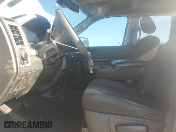 2019 Ram 1500 Tradesman with VIN 1C6RR6FG6KS516074, listed as a Copart auction lot 53081055 with 141,951 mi miles and Salvage title. Bid and sale history available at DreamBid. Image 7.