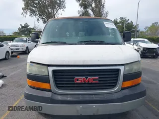 2006 GMC Savana Cargo Van Y3H Paratransit with VIN 1GTHG39U061213703, listed as a IAAI auction lot 40958038 with 233,889 mi miles. Bid and sale history available at carsss.com. Image 12.