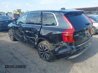 2022 Volvo XC90 Momentum с VIN YV4A221K7N1781589, выставлен на аукционе IAAI как лот 42112991 с пробегом 47 342 миль миль и . История ставок и продаж доступна на DreamBid. Изображение 3.