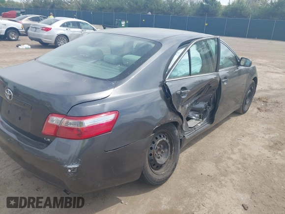 2008 Toyota Camry LE z VIN 4T4BE46K98R013524, wystawiony jako IAAI lot #42234537 z przebiegiem Nie podano mil oraz . Historia ofert i sprzedaży dostępna na DreamBid. Obrazek 6.