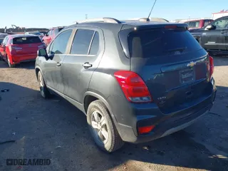 2017 Chevrolet Trax LT with VIN KL7CJLSB1HB195775, listed as a IAAI auction lot 41219122 with 137,319 mi miles. Bid and sale history available at carsss.com. Image 3.