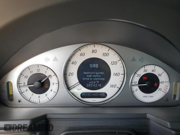 2005 Mercedes-Benz E 5.0L with VIN WDBUF70J85A749159, listed as a Copart auction lot 47374745 with 251,465 mi miles and Salvage Title. Bid and sale history available at carsss.com. Image 9.