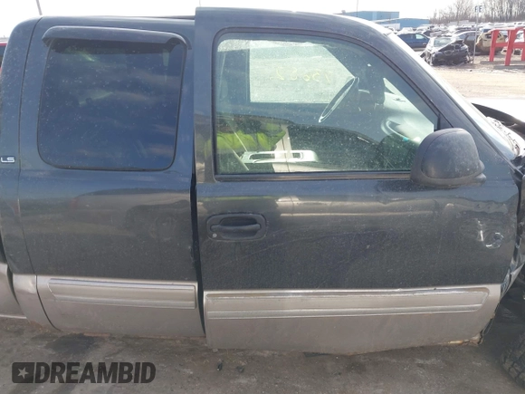 2003 Chevrolet Silverado 1500 with VIN 2GCEK19T231219036, listed as a IAAI auction lot 41771844 with 260,013 mi miles. Bid and sale history available at carsss.com. Image 14.