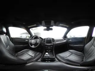 2018 Chrysler 300 S z VIN 2C3CCABG3JH266313, wystawiony jako IAAI lot #42397694 z przebiegiem 79 549 mil mil oraz . Historia ofert i sprzedaży dostępna na DreamBid. Obrazek 18.