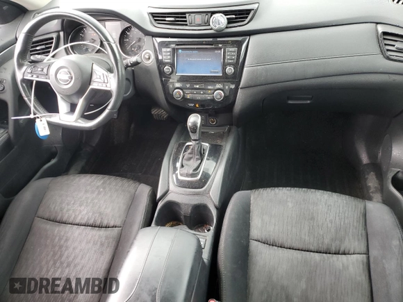 2017 Nissan Rogue SV with VIN 5N1AT2MVXHC747821, listed as a Copart auction lot 60855115 with 170,842 mi miles and Salvage title. Bid and sale history available at DreamBid. Image 8.