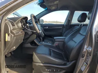 2013 Kia Sorento EX with VIN 5XYKUDA63DG371371, listed as a Copart auction lot 85863984 with 180,749 mi miles and Clean Title. Bid and sale history available at carsss.com. Image 7.