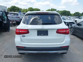 2019 Mercedes-Benz GLC 300 with VIN WDC0G4JB3K1000679, listed as a IAAI auction lot 42221925 with 91,005 mi miles and . Bid and sale history available at DreamBid. Image 17.