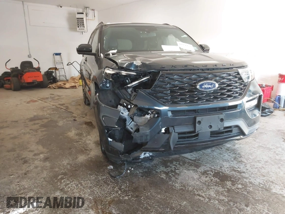 2023 Ford Explorer ST-Line с VIN 1FMSK8KH1PGA09243, выставлен на аукционе IAAI как лот 41378149 с пробегом 26 963 миль миль и . История ставок и продаж доступна на DreamBid. Изображение 6.
