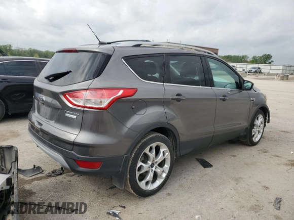 2013 Ford Escape Titanium z VIN 1FMCU0J98DUB64363, wystawiony jako Copart lot #54772925 z przebiegiem 109 956 mil mil oraz Szkody całkowita. Historia ofert i sprzedaży dostępna na DreamBid. Obrazek 3.