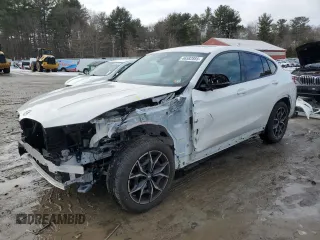 2024 BMW X4 M40i with VIN 5UX43DT00R9T40316, listed as a Copart auction lot 46582885 with 9,335 mi miles and Salvage Title. Bid and sale history available at carsss.com. Image 1.