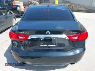 2017 Nissan Maxima SV z VIN 1N4AA6AP5HC399438, wystawiony jako IAAI lot #42436750 z przebiegiem 82 832 mil mil oraz . Historia ofert i sprzedaży dostępna na DreamBid. Obrazek 16.