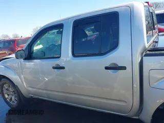 2021 Nissan Frontier SV z VIN 1N6ED0EAXMN702490, wystawiony jako IAAI lot #41768819 z przebiegiem 37 511 mil mil oraz . Historia ofert i sprzedaży dostępna na DreamBid. Obrazek 14.