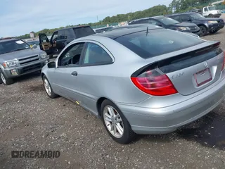 2002 Mercedes-Benz C 230/260/280/320 with VIN WDBRN47JX2A208428, listed as a IAAI auction lot 40392860 with 136,485 mi miles and . Bid and sale history available at DreamBid. Image 3.