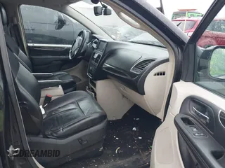 2011 Chrysler Town & Country Limited with VIN 2A4RR6DGXBR653039, listed as a IAAI auction lot 41217531 with 155,981 mi miles. Bid and sale history available at carsss.com. Image 5.