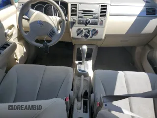 2009 Nissan Versa S with VIN 3N1BC13E49L440402, listed as a Copart auction lot 57709335 with 96,372 mi miles and Clean title. Bid and sale history available at DreamBid. Image 8.