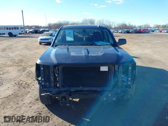 2018 Chevrolet Silverado 1500 LT with VIN 3GCUKRECXJG321396, listed as a IAAI auction lot 40851181 with 137,348 mi miles. Bid and sale history available at carsss.com. Image 12.