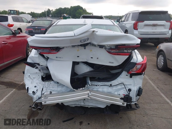 2025 Toyota Camry LE z VIN 4T1DAACK7SU152544, wystawiony jako IAAI lot #42489001 z przebiegiem 1 308 mil mil oraz . Historia ofert i sprzedaży dostępna na DreamBid. Obrazek 16.