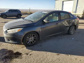 2016 Ford Focus SE z VIN 1FADP3F20GL346250, wystawiony jako Copart lot #42645315 z przebiegiem 92 534 mil mil oraz Szkoda całkowita • Salvage title. Historia ofert i sprzedaży dostępna na DreamBid. Obrazek 1.