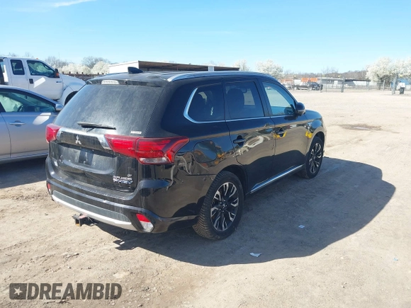 2018 Mitsubishi Outlander SEL with VIN JA4J24A56JZ031678, listed as a IAAI auction lot 38897134 with 146,701 mi miles and . Bid and sale history available at DreamBid. Image 4.