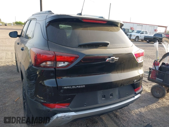 2021 Chevrolet TrailBlazer LT with VIN KL79MPS20MB040640, listed as a IAAI auction lot 41847613 with 48,243 mi miles and . Bid and sale history available at DreamBid. Image 3.
