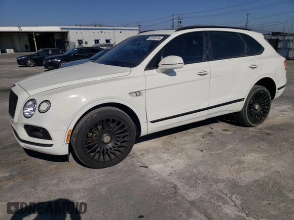 2018 Bentley Bentayga Signature z VIN SJAAC4ZV9JC020797, wystawiony jako Copart lot #72076174 z przebiegiem 78 619 mil mil oraz Szkoda całkowita • Salvage title. Historia ofert i sprzedaży dostępna na DreamBid. Obrazek 1.