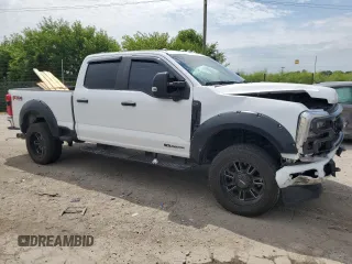 2023 Ford F-250 XL with VIN 1FT8W2BTXPEC34552, listed as a Copart auction lot 65428444 with 39,595 mi miles and Salvage title. Bid and sale history available at DreamBid. Image 4.