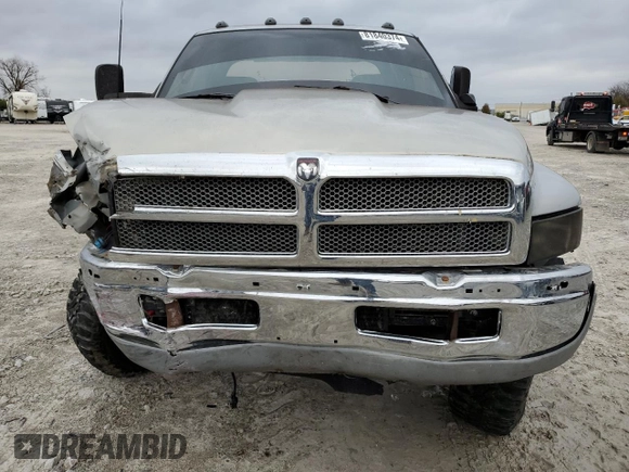 2000 Dodge Ram 2500 with VIN 3B7KF2367YG117410, listed as a Copart auction lot 81840374 with 339,262 mi miles and Salvage Title. Bid and sale history available at carsss.com. Image 5.