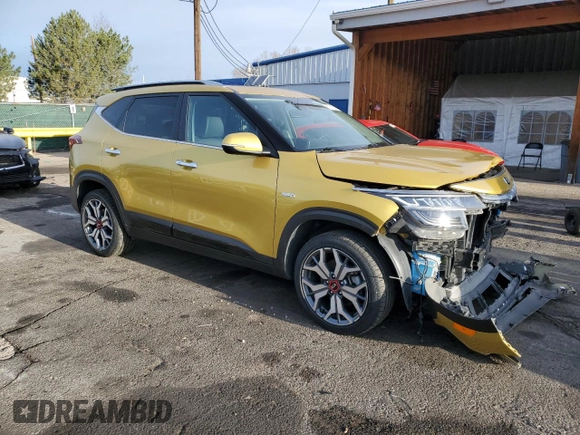 2021 Kia Seltos SX with VIN KNDETCA22M7178648, listed as a Copart auction lot 51714915 with 59,138 mi miles and Salvage Title. Bid and sale history available at carsss.com. Image 4.