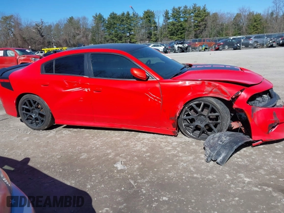 2019 Dodge Charger R/T with VIN 2C3CDXCT3KH653652, listed as a IAAI auction lot 41892927 with 103,659 mi miles and . Bid and sale history available at carsss.com. Image 13.