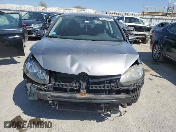 2011 Volkswagen Golf с VIN WVWAA7AJ6BW036972, выставлен на аукционе Copart как лот 52315395 с пробегом 132 561 миль миль и Списание • Salvage title. История ставок и продаж доступна на DreamBid. Изображение 5.