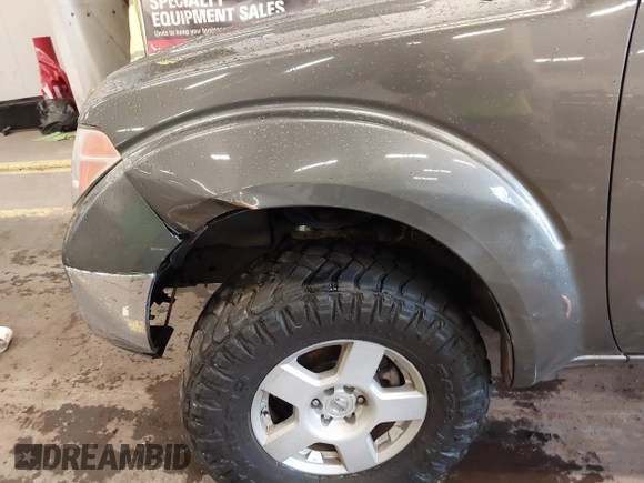 2005 Nissan Frontier 4WD LE with VIN 1N6AD07W95C411421, listed as a IAAI auction lot 41847242 with 209,816 mi miles. Bid and sale history available at carsss.com. Image 6.