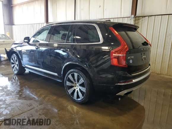 2021 Volvo XC90 Inscription with VIN YV4A221L3M1769642, listed as a Copart auction lot 59743205 with 41,765 mi miles and Salvage title. Bid and sale history available at DreamBid. Image 2.