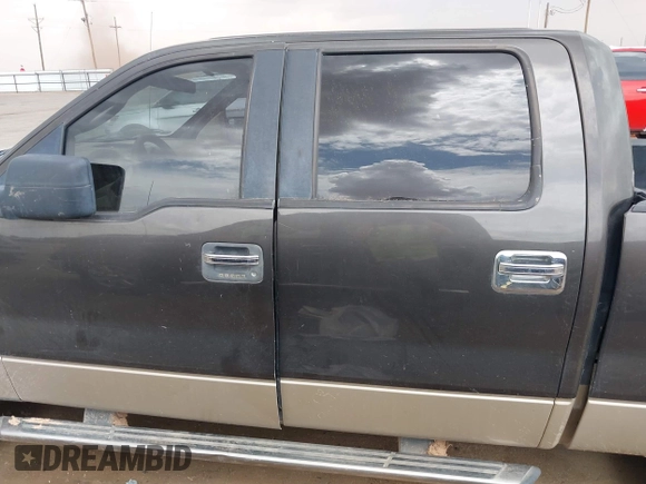 2007 Ford F-150 XLT with VIN 1FTRW12W27KB93506, listed as a IAAI auction lot 42397980 with Not provided miles and . Bid and sale history available at DreamBid. Image 13.