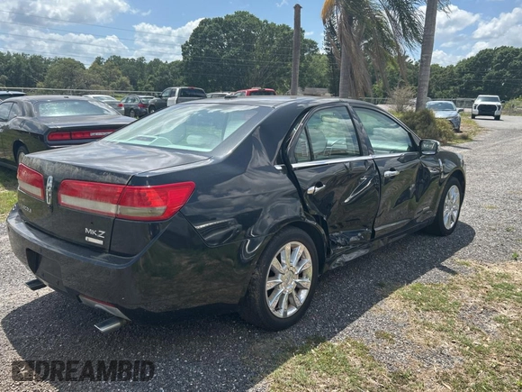 2011 Lincoln MKZ Hybrid with VIN 3LNDL2L33BR759329, listed as a Copart auction lot 51872235 with 131,927 mi miles and Clean Title. Bid and sale history available at carsss.com. Image 4.