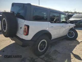 2024 Ford Bronco Outer Banks with VIN 1FMEE8BPXRLA41937, listed as a Copart auction lot 76271294 with 3,947 mi miles and Salvage Title. Bid and sale history available at DreamBid. Image 3.