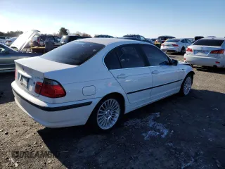 2003 BMW 3 Series 330xi with VIN WBAEW53433PG22202, listed as a Copart auction lot 83300654 with 127,120 mi miles and Salvage Title. Bid and sale history available at carsss.com. Image 3.