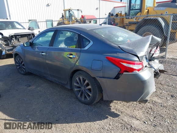 2016 Nissan Altima S with VIN 1N4AL3AP2GN315149, listed as a IAAI auction lot 41822422 with 111,189 mi miles and . Bid and sale history available at carsss.com. Image 3.